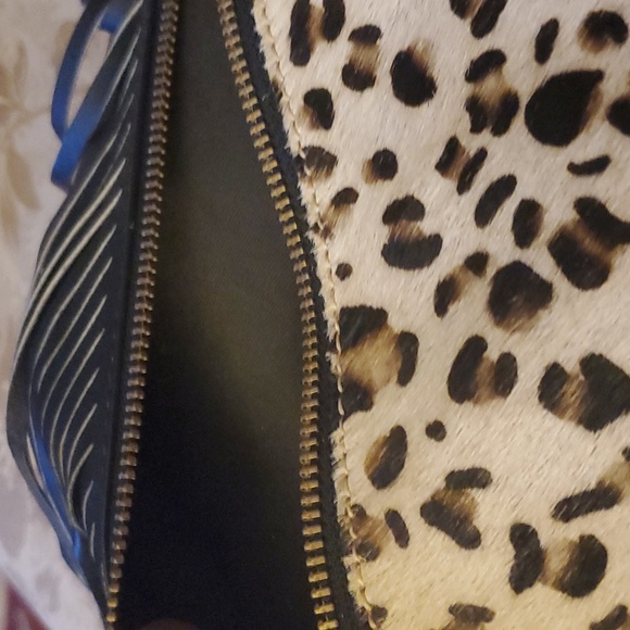 Shondra Roberts Crossbody Leather/Calf Hair Bag NWT - Picture 13 of 14